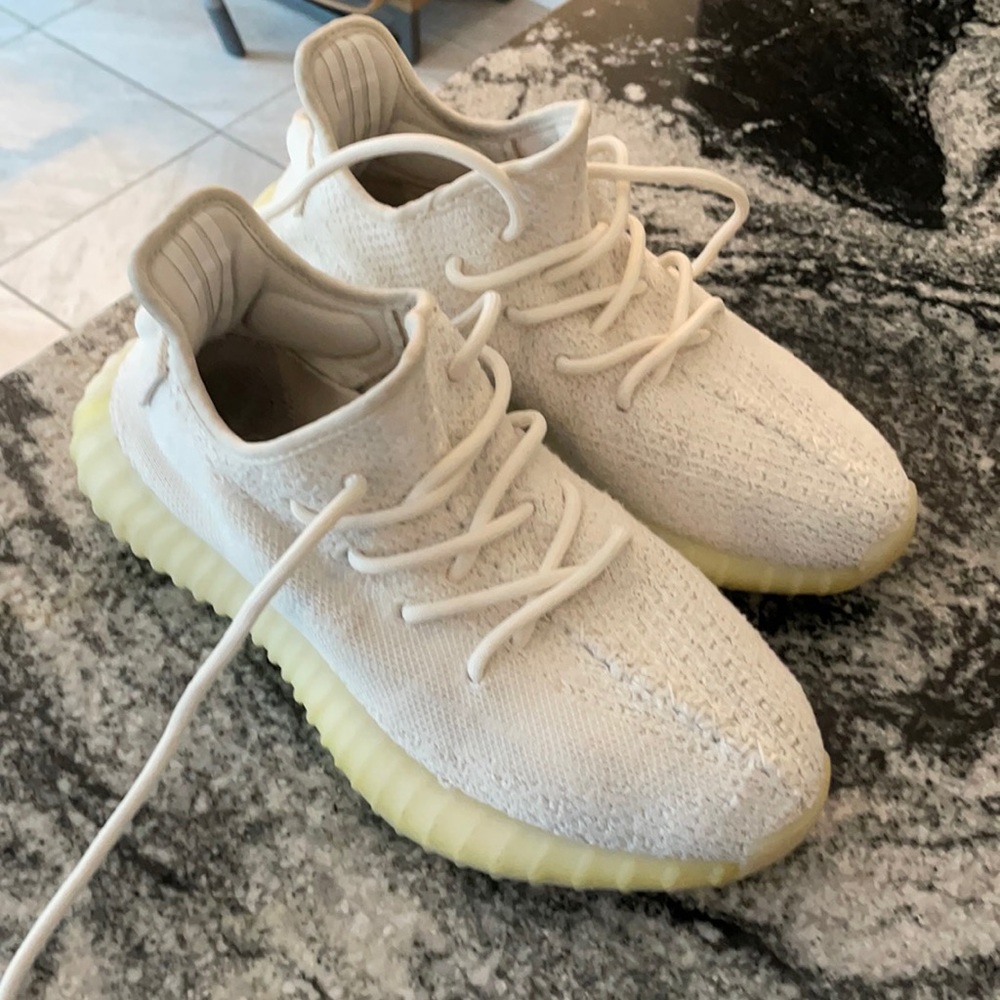 350 V2 Yeezys